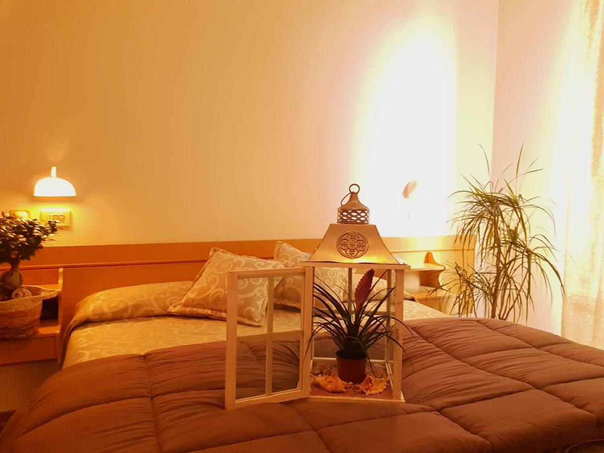 Hotel Romantica Rimini Exterior photo